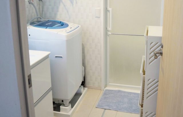 【一人暮らしの条件】室内洗濯機置き場と室外洗濯機置き場のメリット・デメリットを徹底解説！